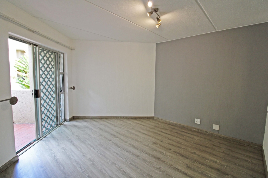 To Let 1 Bedroom Property for Rent in Bryanston Gauteng