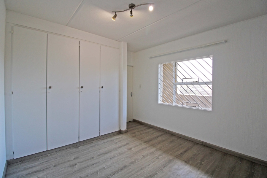 To Let 1 Bedroom Property for Rent in Bryanston Gauteng