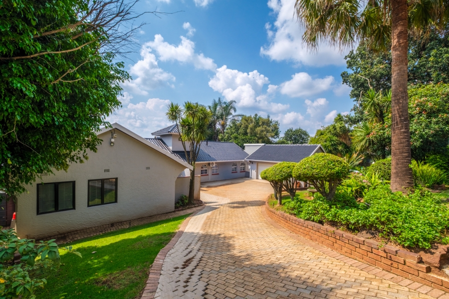 4 Bedroom Property for Sale in Quellerina Gauteng