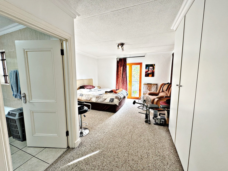 2 Bedroom Property for Sale in Sandown Gauteng
