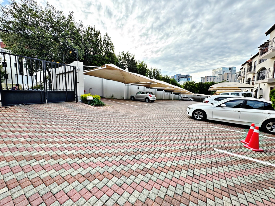 2 Bedroom Property for Sale in Sandown Gauteng