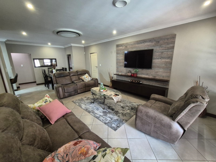 3 Bedroom Property for Sale in Annlin Gauteng