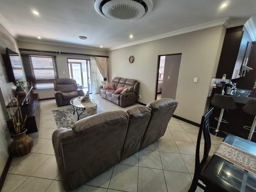 3 Bedroom Property for Sale in Annlin Gauteng