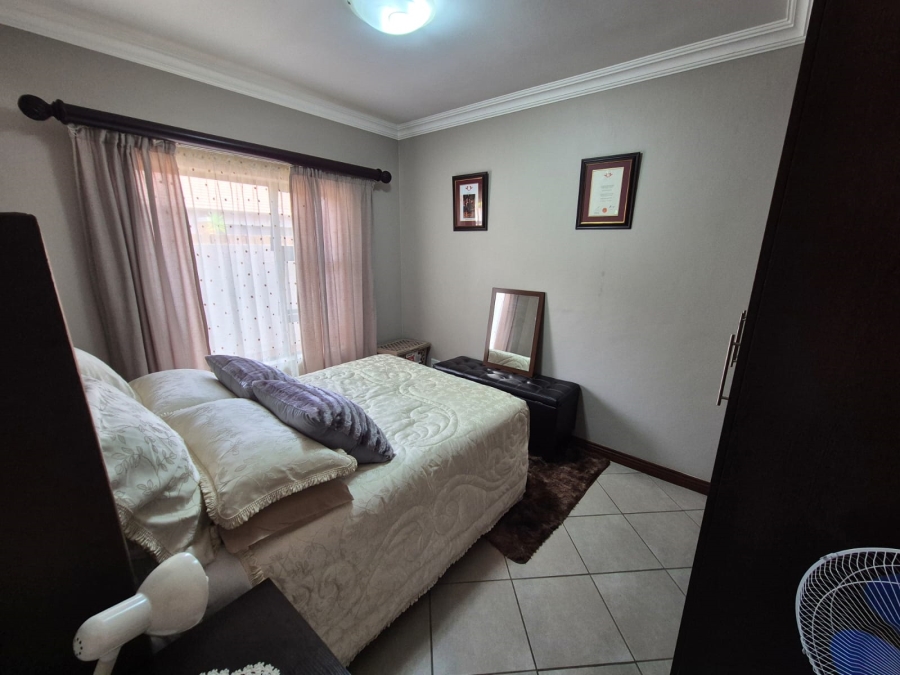 3 Bedroom Property for Sale in Annlin Gauteng