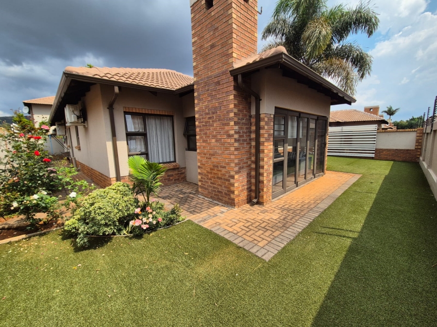 3 Bedroom Property for Sale in Annlin Gauteng