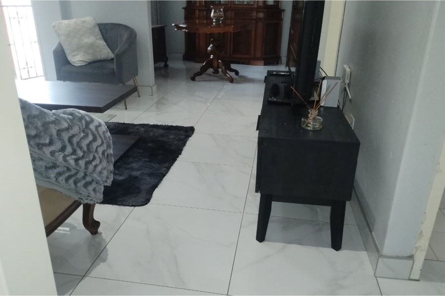 3 Bedroom Property for Sale in Diepkloof Gauteng