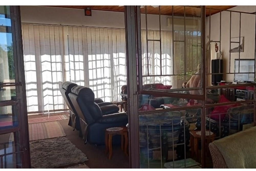 3 Bedroom Property for Sale in Mooilande Gauteng