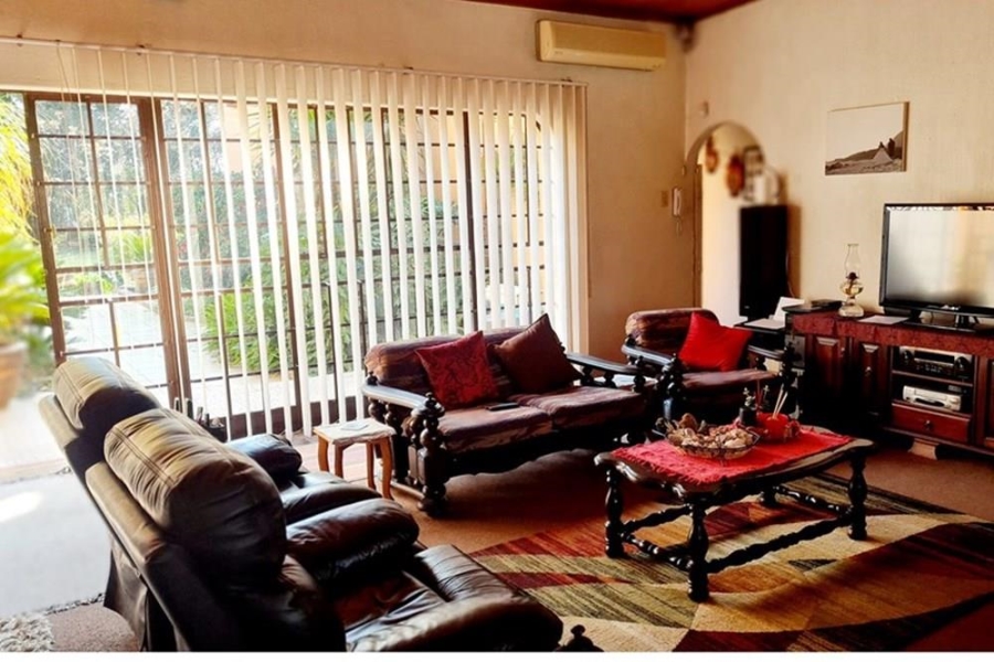 3 Bedroom Property for Sale in Mooilande Gauteng