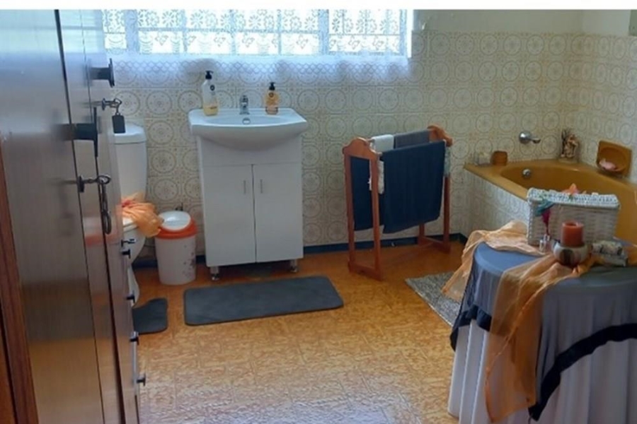 3 Bedroom Property for Sale in Mooilande Gauteng