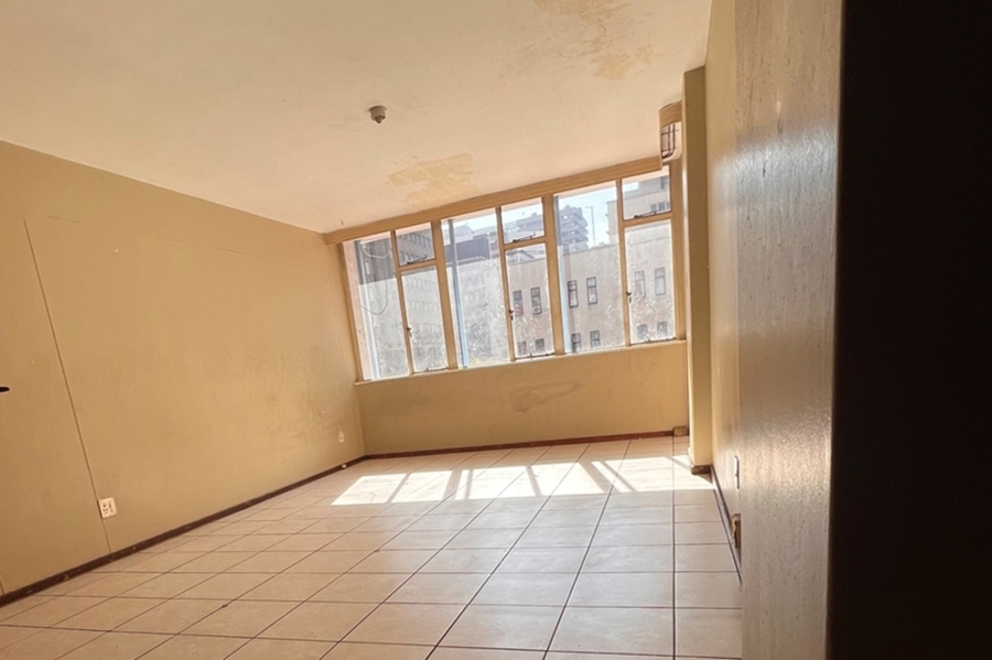 1 Bedroom Property for Sale in Braamfontein Gauteng