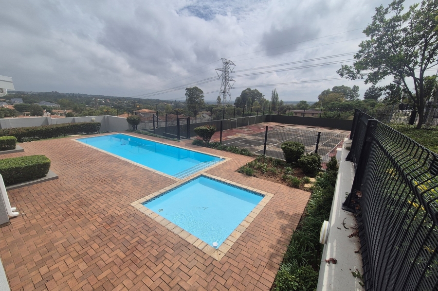 To Let 2 Bedroom Property for Rent in Paulshof Gauteng