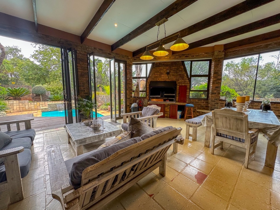 4 Bedroom Property for Sale in Eldoraigne Gauteng