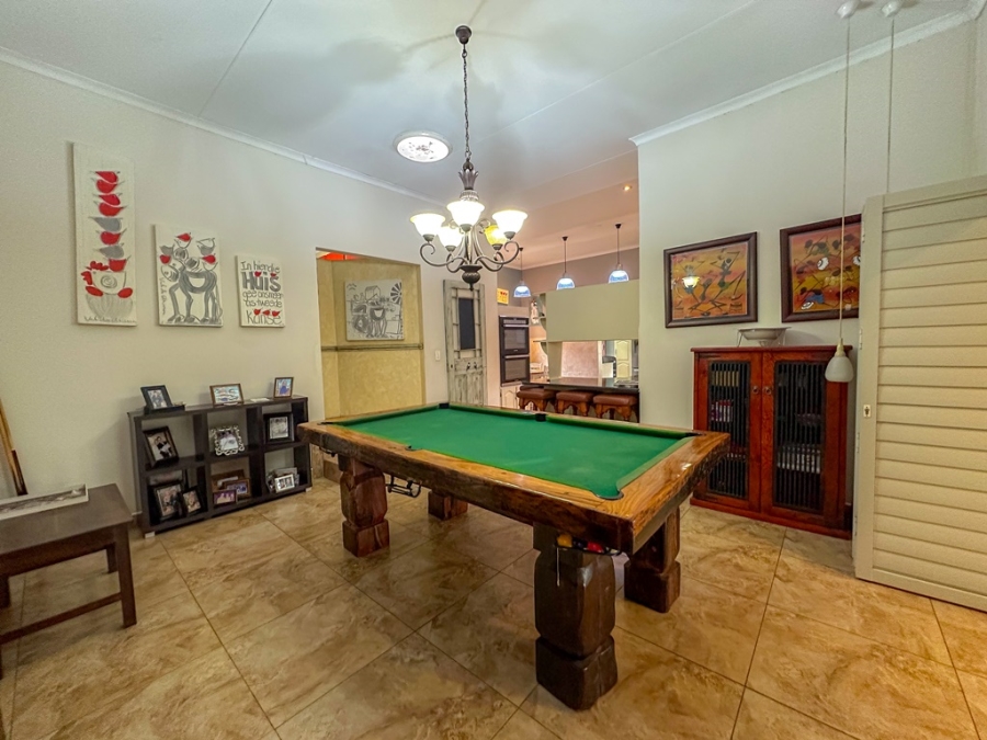 4 Bedroom Property for Sale in Eldoraigne Gauteng