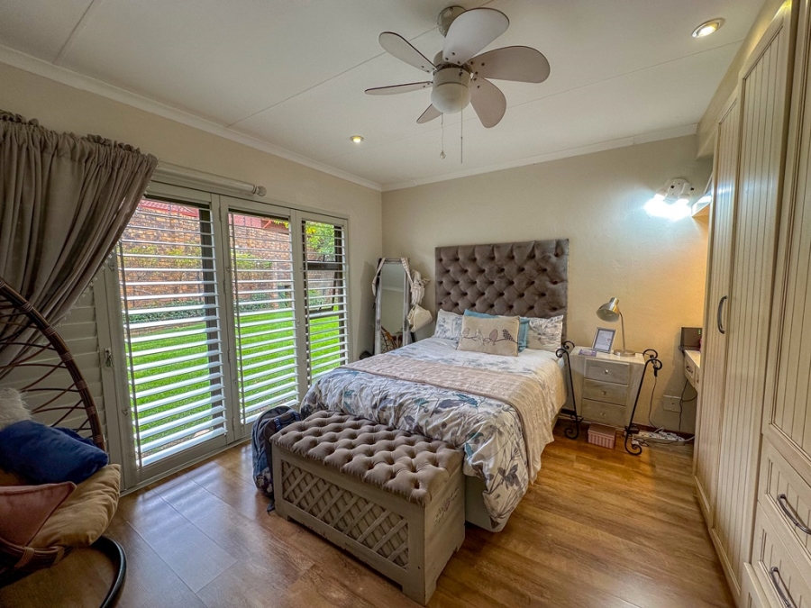 4 Bedroom Property for Sale in Eldoraigne Gauteng