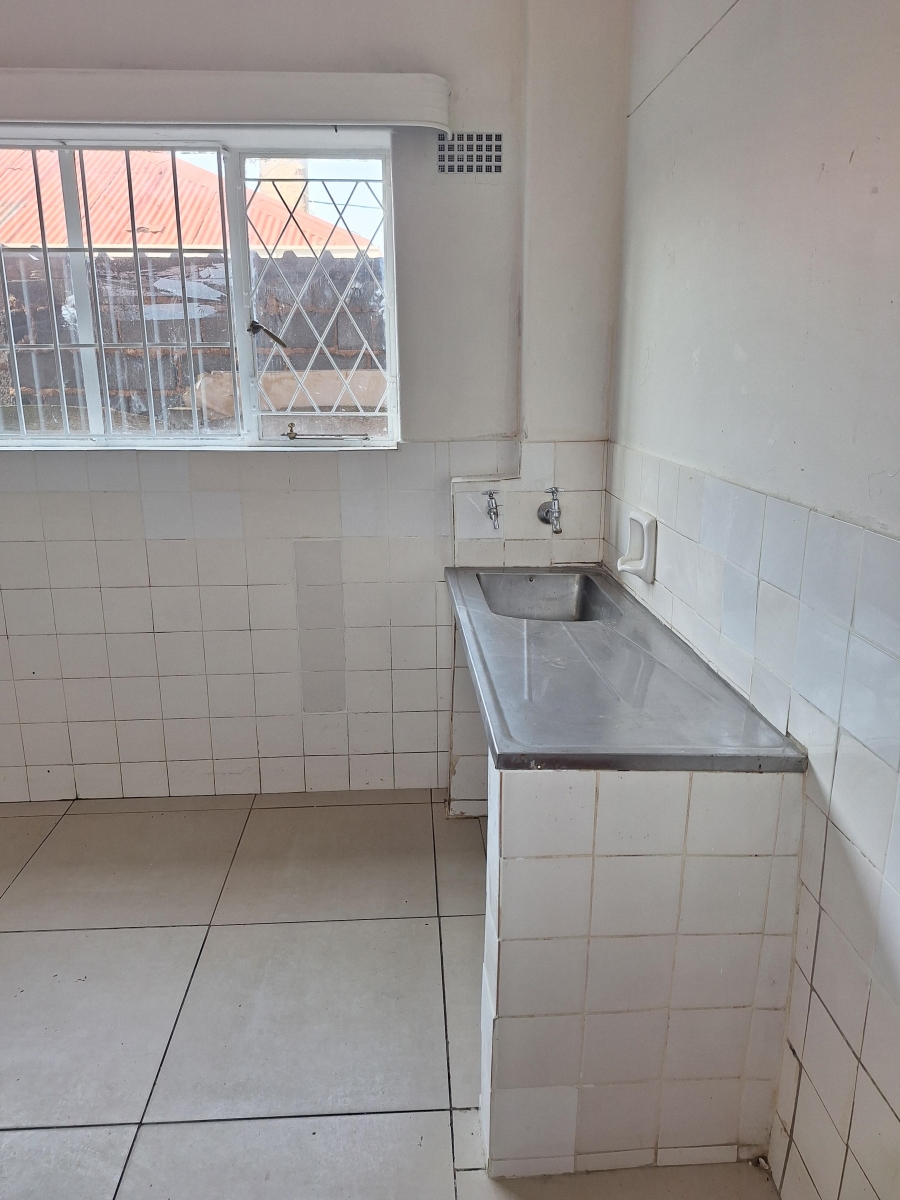 To Let 2 Bedroom Property for Rent in Jeppestown Gauteng