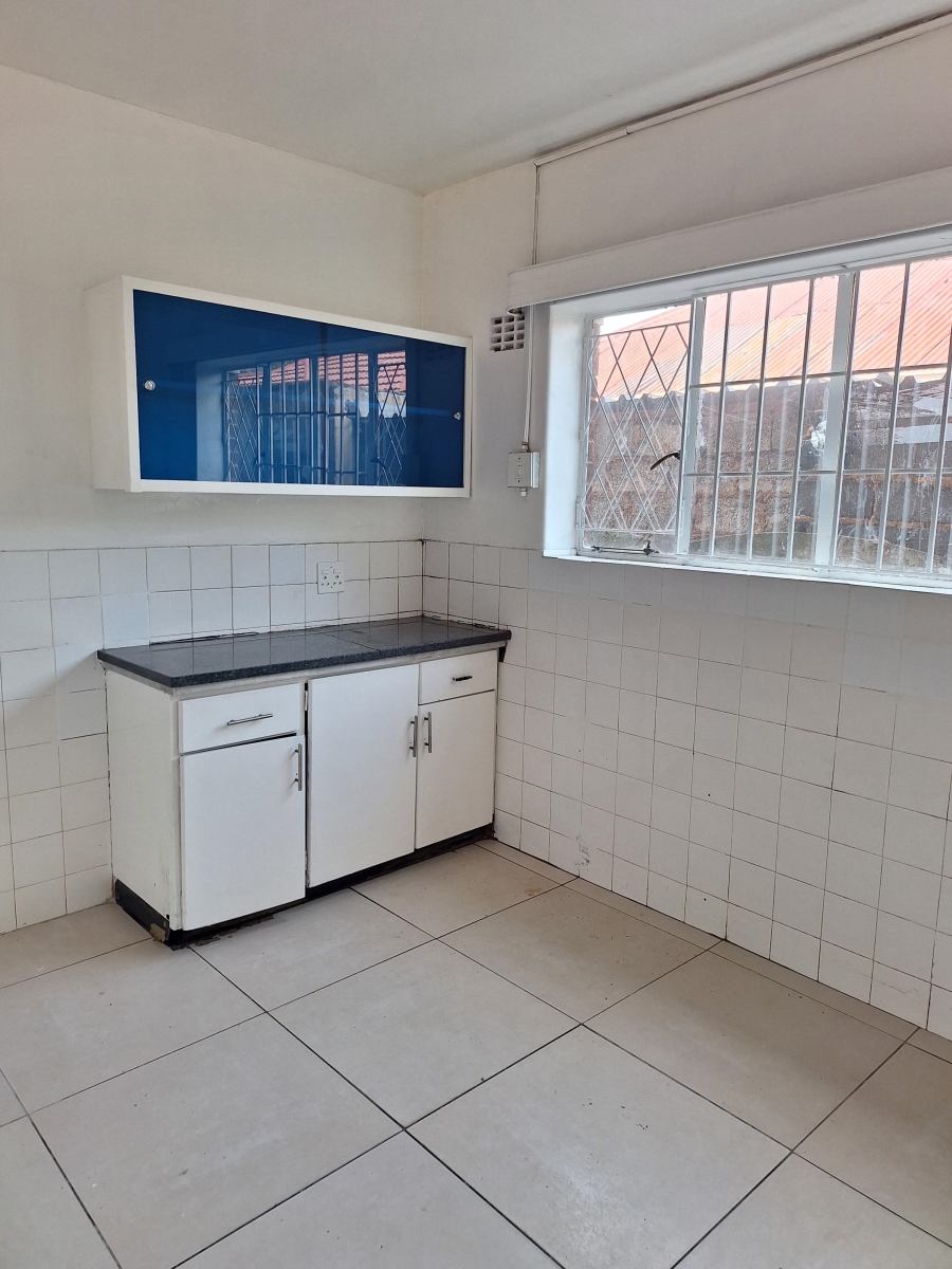 To Let 2 Bedroom Property for Rent in Jeppestown Gauteng