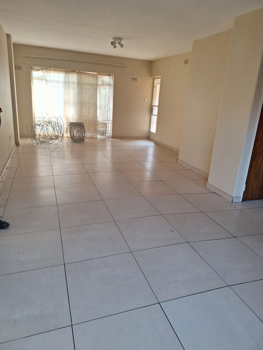 To Let 2 Bedroom Property for Rent in Jeppestown Gauteng