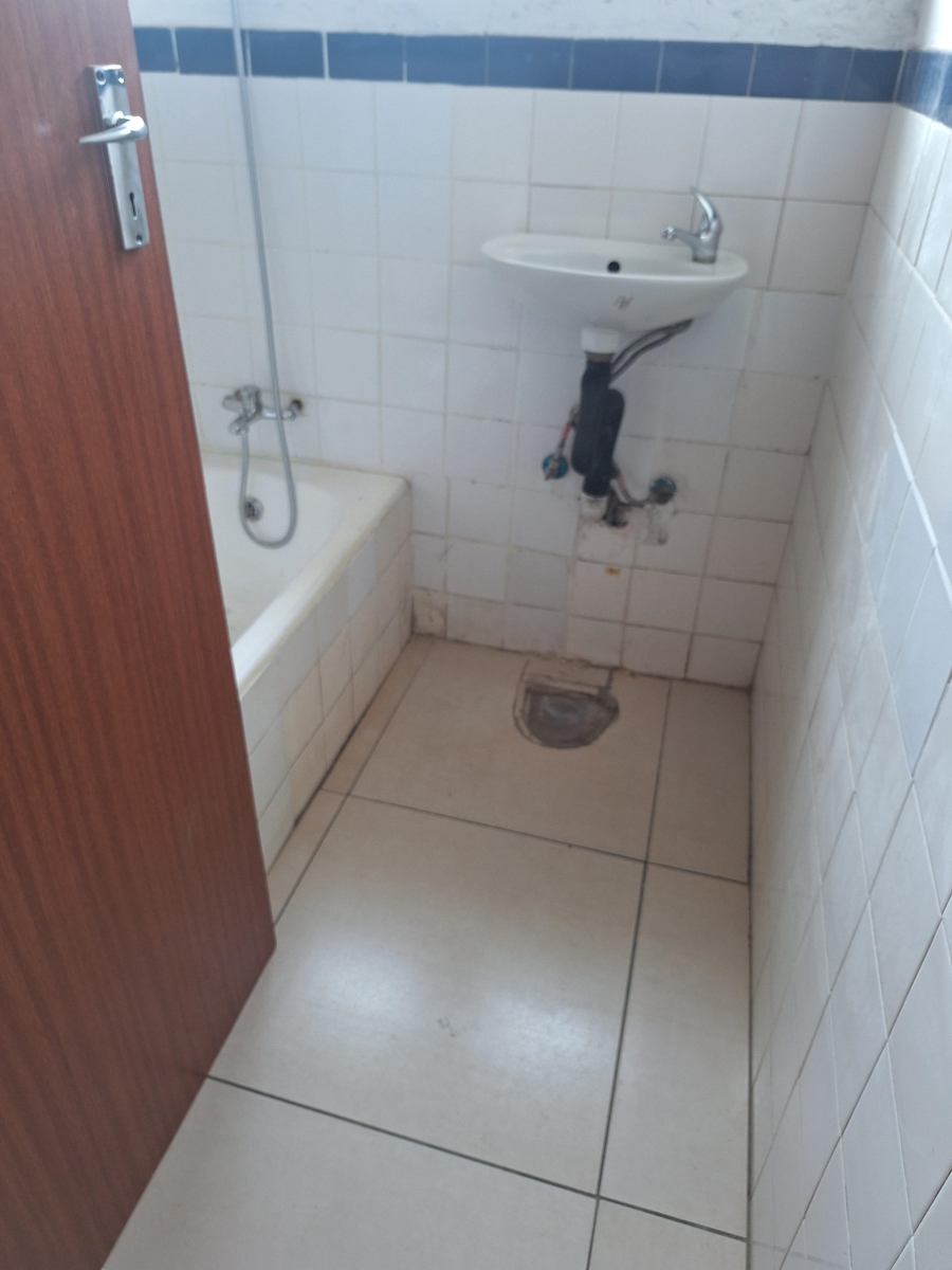 To Let 2 Bedroom Property for Rent in Jeppestown Gauteng
