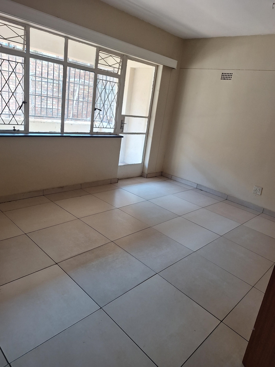 To Let 2 Bedroom Property for Rent in Jeppestown Gauteng