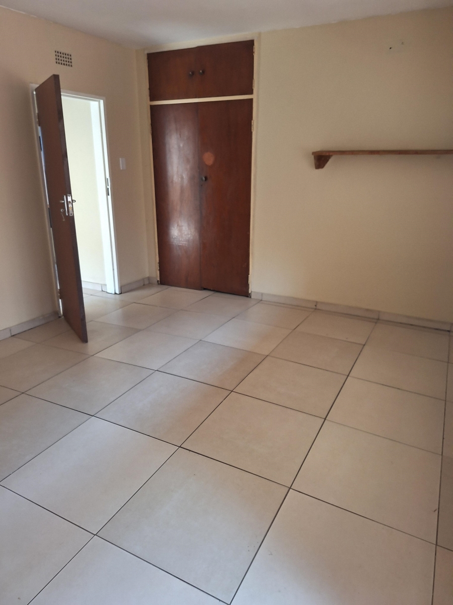To Let 2 Bedroom Property for Rent in Jeppestown Gauteng