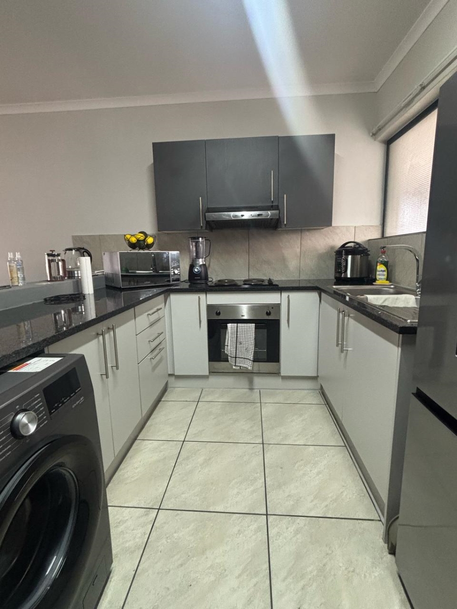 2 Bedroom Property for Sale in Jansenpark Gauteng