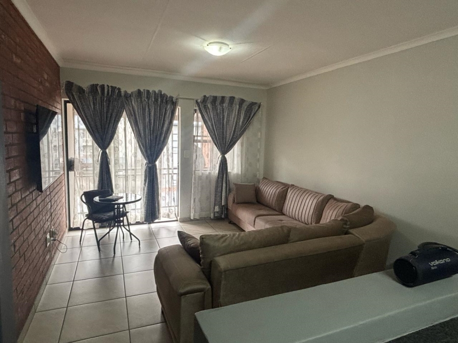 2 Bedroom Property for Sale in Jansenpark Gauteng