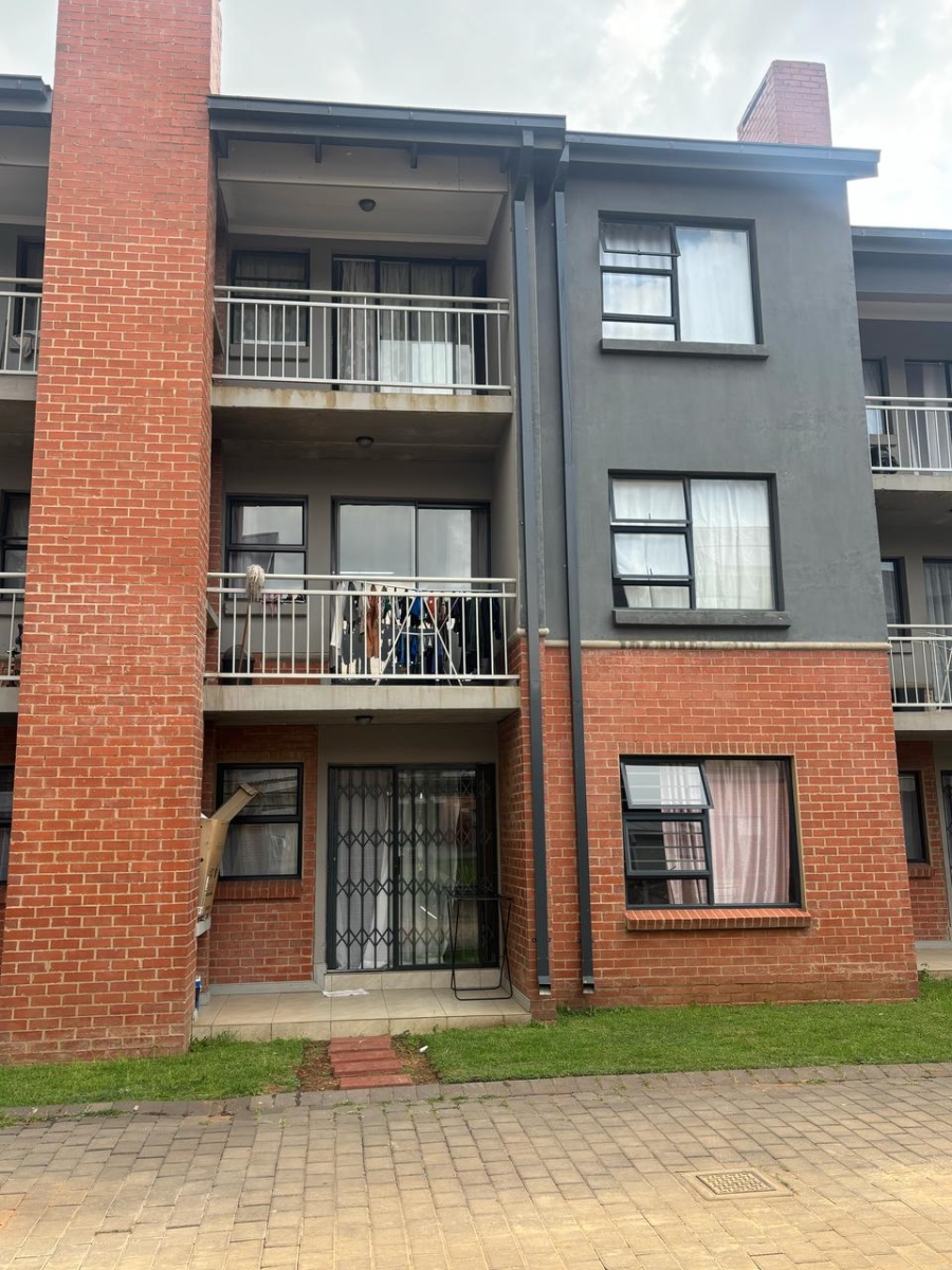 2 Bedroom Property for Sale in Jansenpark Gauteng