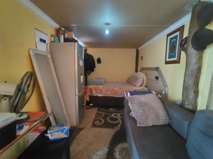 7 Bedroom Property for Sale in The Orchards Gauteng