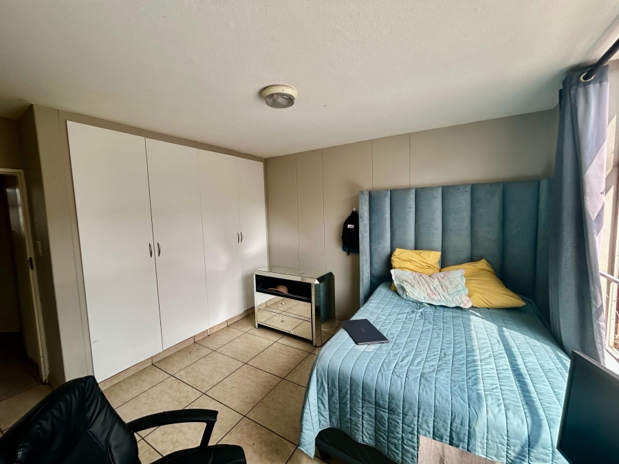 2 Bedroom Property for Sale in Wonderboom South Gauteng