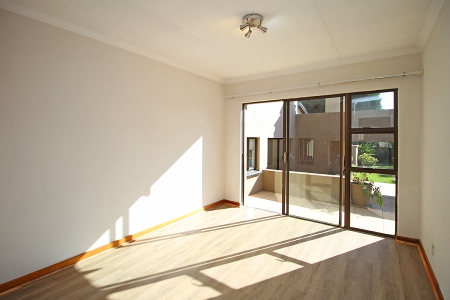 To Let 4 Bedroom Property for Rent in Fourways Gardens Gauteng