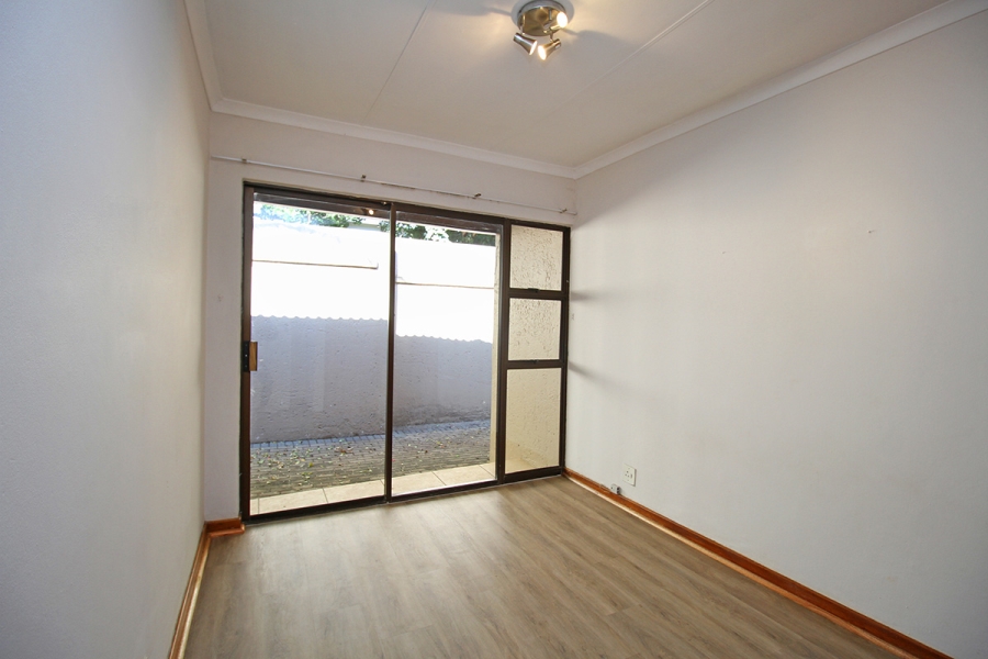 To Let 4 Bedroom Property for Rent in Fourways Gardens Gauteng