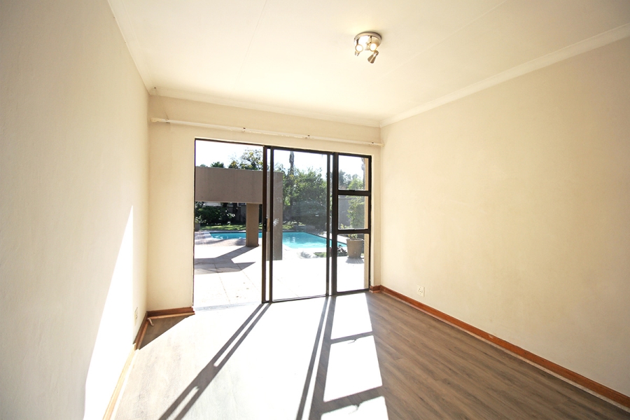To Let 4 Bedroom Property for Rent in Fourways Gardens Gauteng