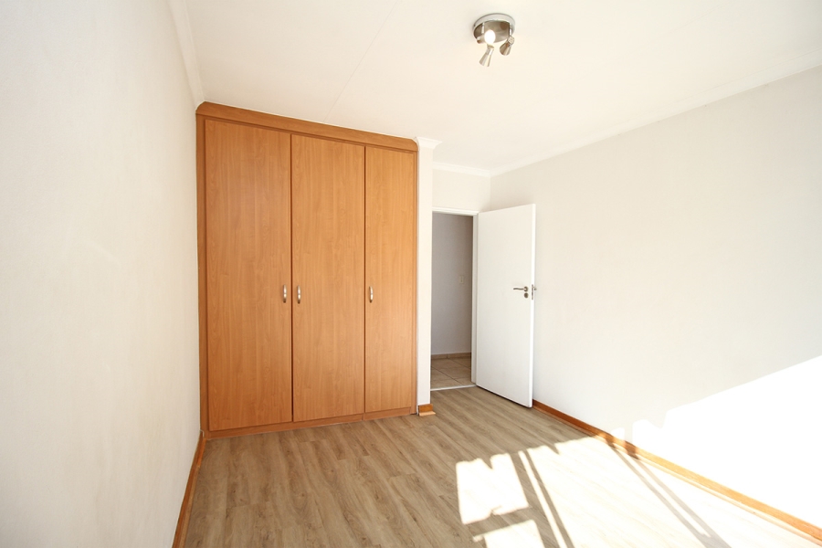 To Let 4 Bedroom Property for Rent in Fourways Gardens Gauteng