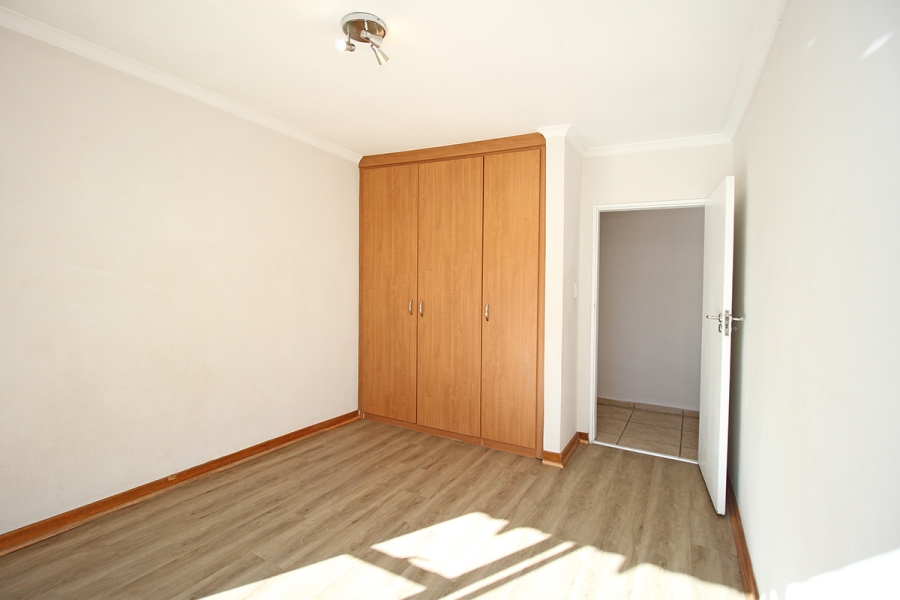 To Let 4 Bedroom Property for Rent in Fourways Gardens Gauteng