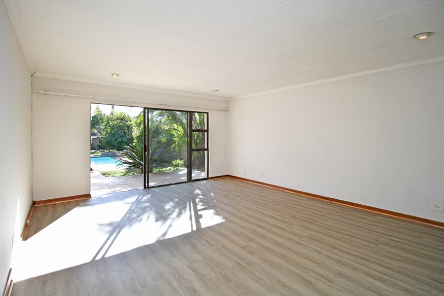 To Let 4 Bedroom Property for Rent in Fourways Gardens Gauteng