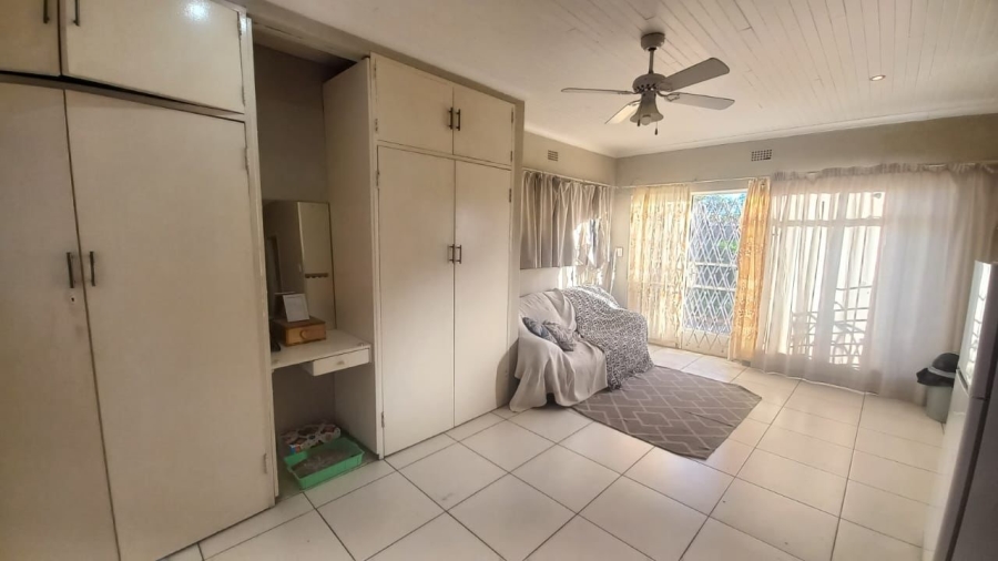 9 Bedroom Property for Sale in Vanderbijlpark SW 5 Gauteng