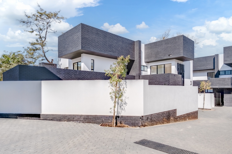 4 Bedroom Property for Sale in Bryanston Gauteng