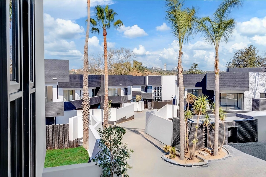 4 Bedroom Property for Sale in Bryanston Gauteng