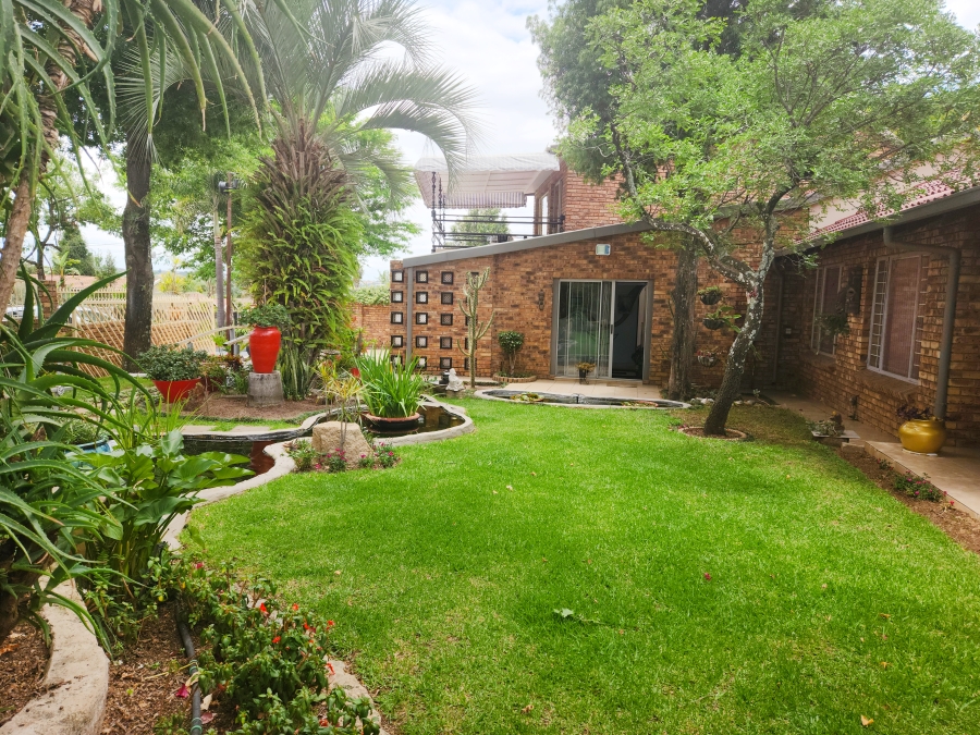 3 Bedroom Property for Sale in Bloubosrand Gauteng