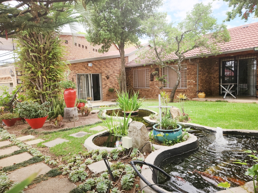 3 Bedroom Property for Sale in Bloubosrand Gauteng