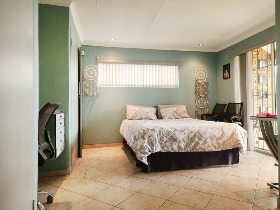 3 Bedroom Property for Sale in Bloubosrand Gauteng