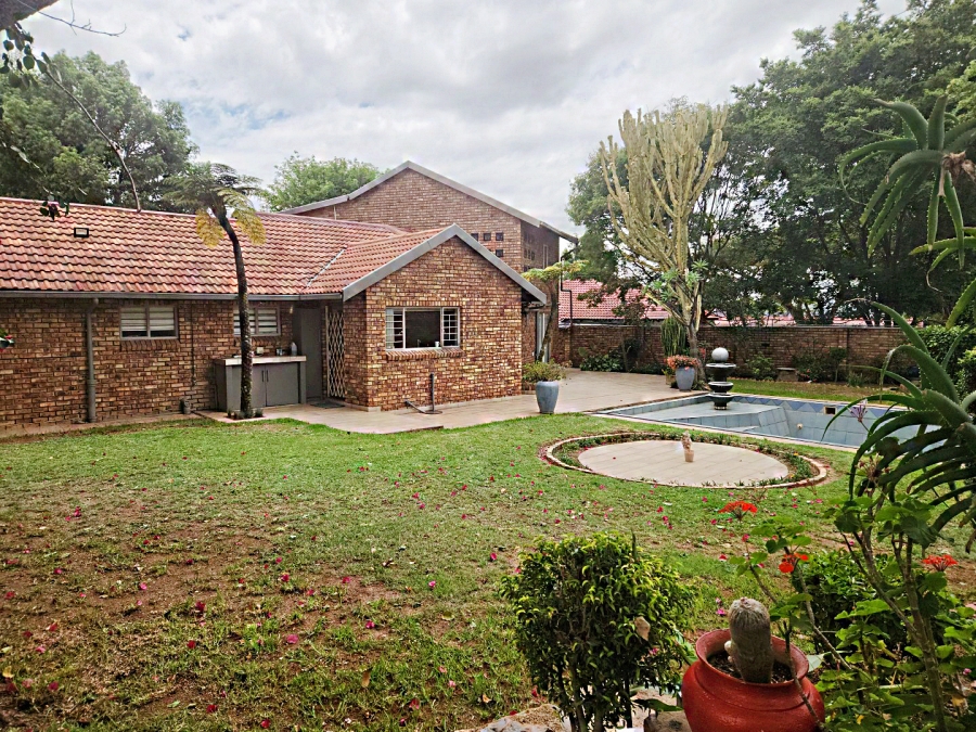 3 Bedroom Property for Sale in Bloubosrand Gauteng
