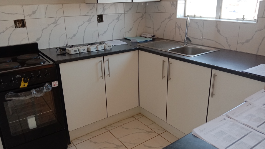 2 Bedroom Property for Sale in Buhle Park Gauteng