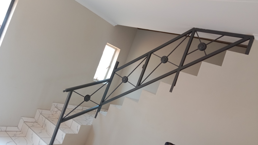 2 Bedroom Property for Sale in Buhle Park Gauteng