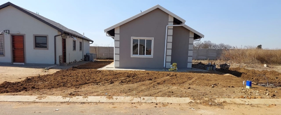 2 Bedroom Property for Sale in Buhle Park Gauteng