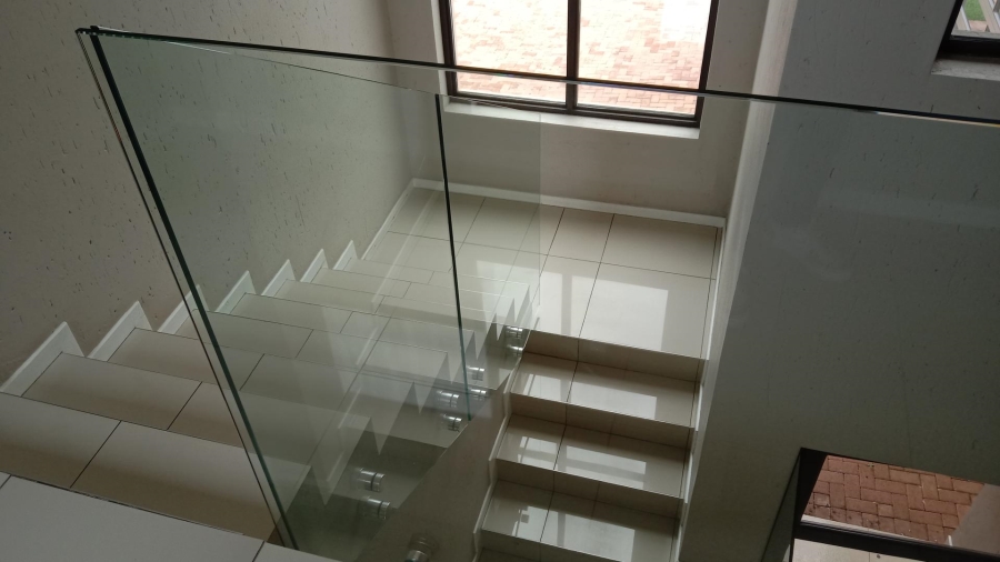 3 Bedroom Property for Sale in Helderwyk Gauteng