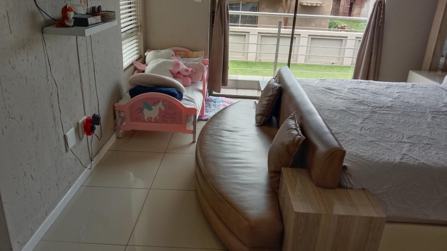 3 Bedroom Property for Sale in Helderwyk Gauteng