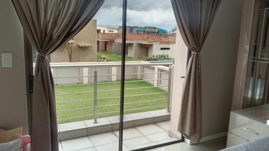 3 Bedroom Property for Sale in Helderwyk Gauteng