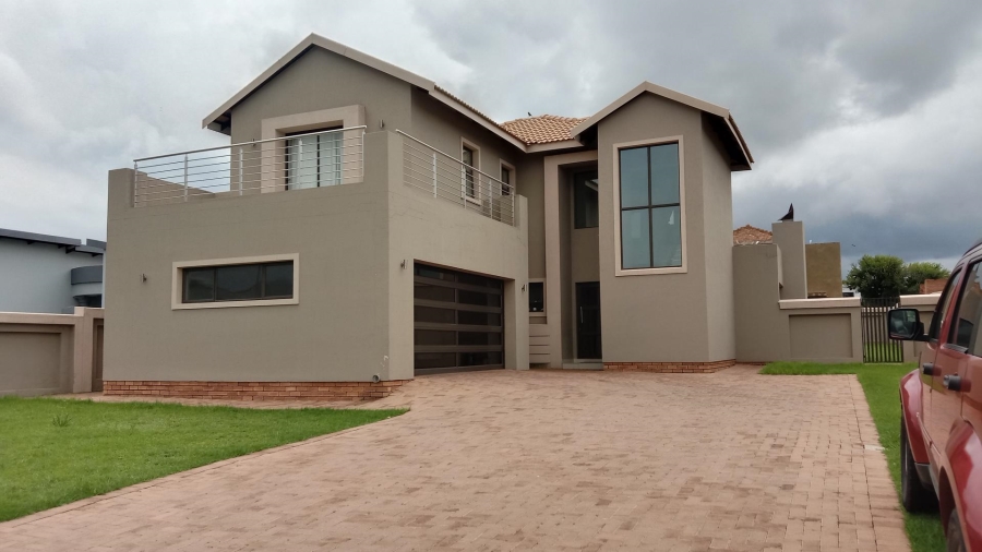 3 Bedroom Property for Sale in Helderwyk Gauteng