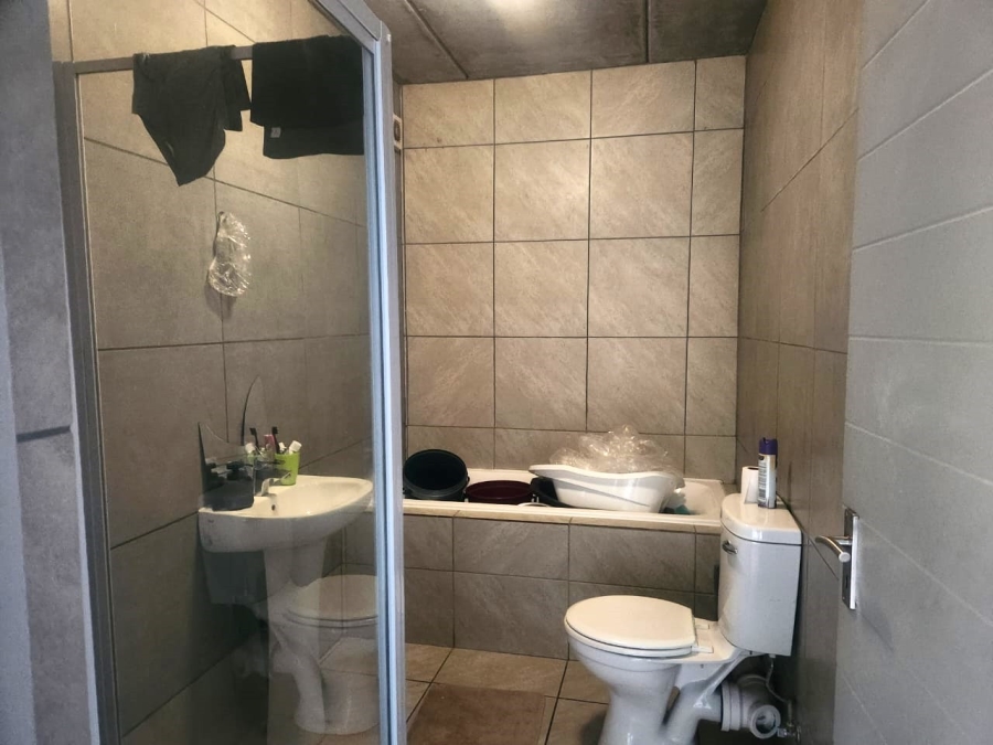 2 Bedroom Property for Sale in Jansenpark Gauteng